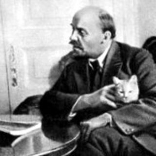 a-lenin-predpochital-poezd_1.jpg