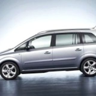 opel-zafira-ditja-poslednej-mody_1.jpg