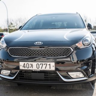 kia-niro-zloj-gibrid_1.jpg