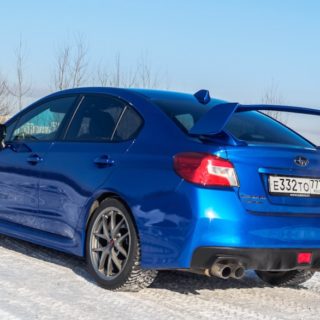 komu-nuzhna-subaru-wrx-sti-2016_1.jpg