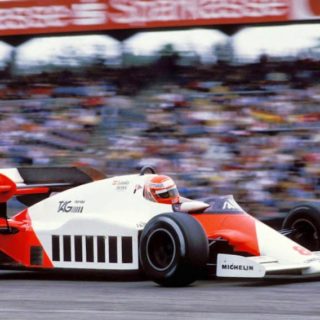 mclaren-mp42-tag-porsche-skromnyaga-rekordsmen_1.jpg