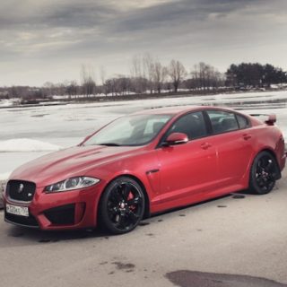 neploho-srabotano-pridurok-misli-o-jaguar-xfr-s_1.jpg